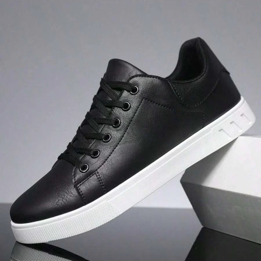 Męskie sneakersy sznurowane z grubą podeszwą
