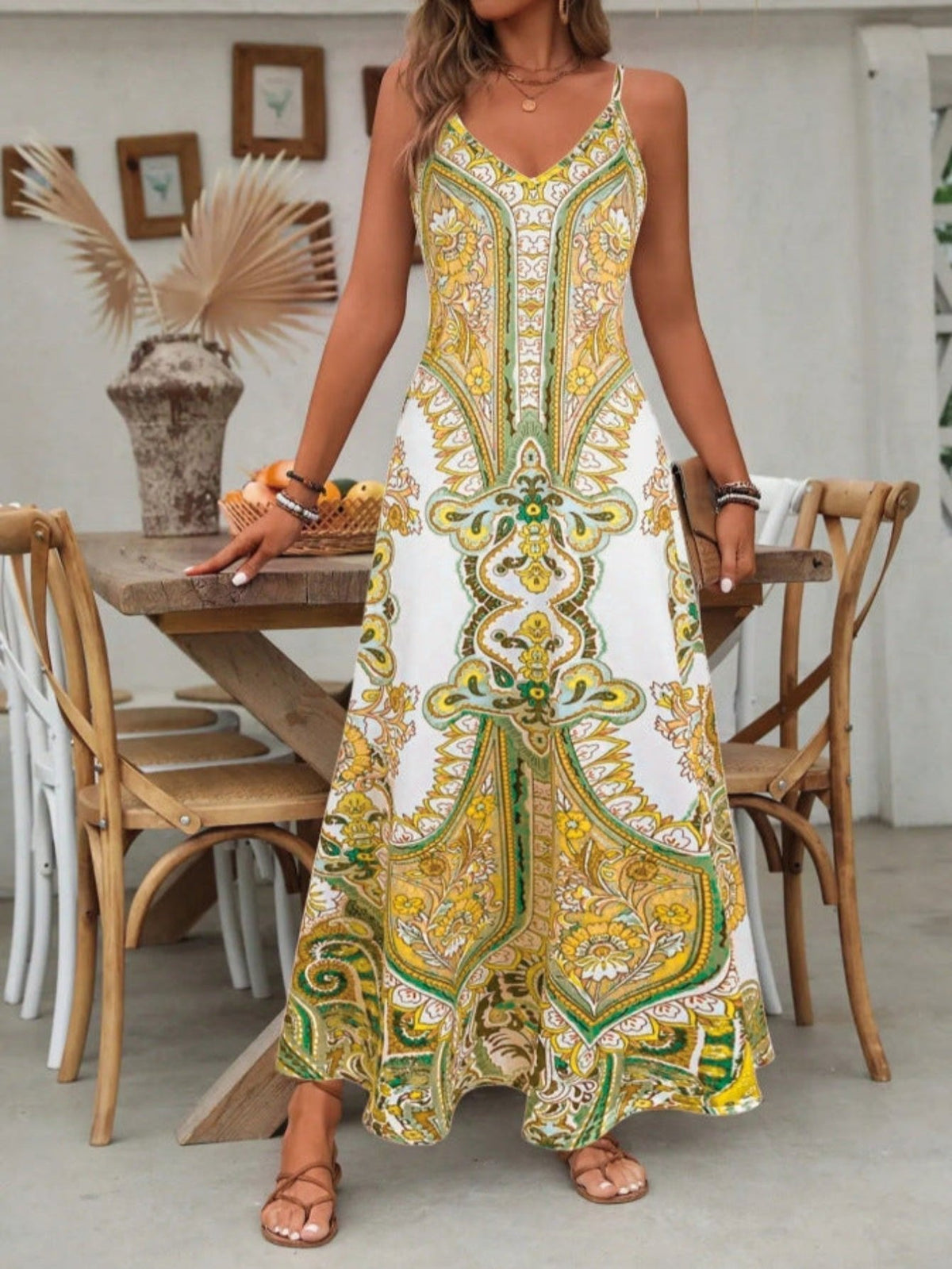Isla | Sukienka maxi w stylu boho paisley z dekoltem w serek i ramiączkami spaghetti, letnia 3